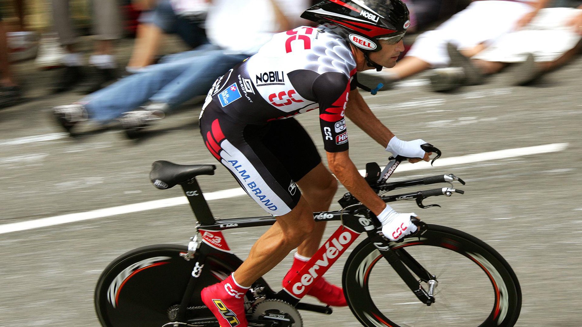 赛道上的将军,卡瓦哈尔的冠军级表现点燃F1年度争冠之夜