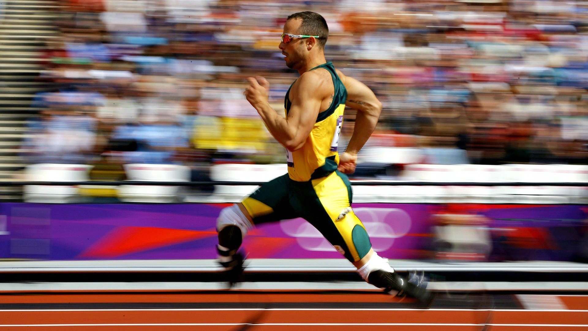 孤星突围,拉塞尔如何以一人之力改写雷诺与威廉姆斯的百年缠斗史